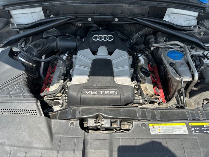 Подержанный Audi Q5 I (8R) Рестайлинг, 3.0 л, 2016 в Дубае Белый цвет. GCC | AUTO.AE