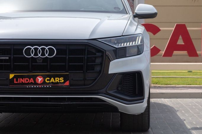 Used Audi Q8 55 TFSI I, 3.0 l, 2021 in Dubai by Linda Cars, White color. GCC Specs | AUTO.AE