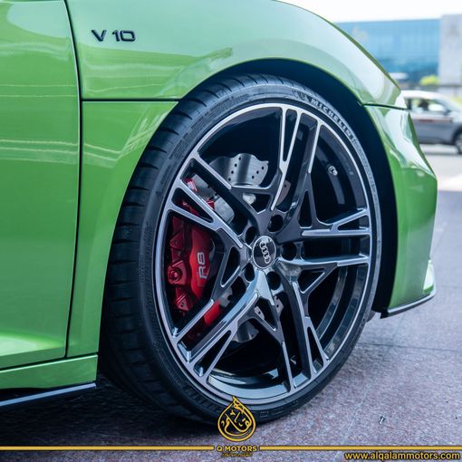 Подержанный Audi R8 V10 performance II (4S) Рестайлинг, 5.2 л, 2023 в Дубае от Q Motors Зеленый цвет. Европейская | AUTO.AE