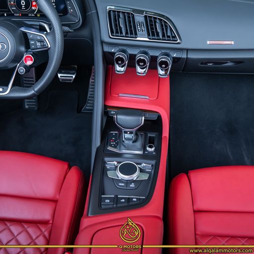 Подержанный Audi R8 V10 performance II (4S) Рестайлинг, 5.2 л, 2023 в Дубае от Q Motors Зеленый цвет. Европейская | AUTO.AE
