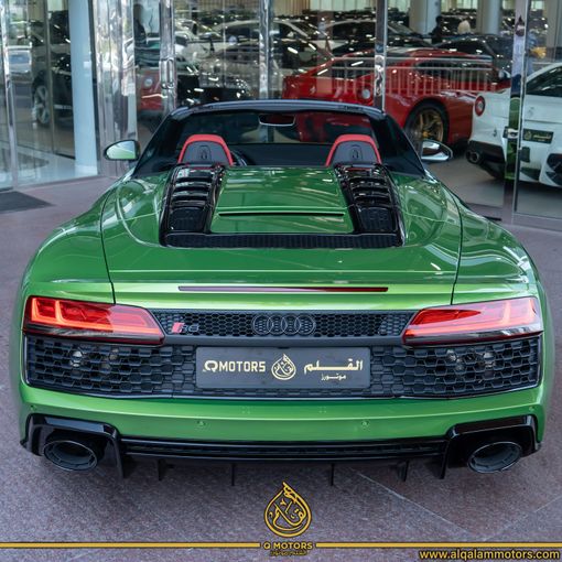 Подержанный Audi R8 V10 performance II (4S) Рестайлинг, 5.2 л, 2023 в Дубае от Q Motors Зеленый цвет. Европейская | AUTO.AE