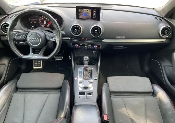 Новый Audi S3 III (8V) Рестайлинг, 2.0 л, 2019 в Дубае от Auto Gallery DXB Черный цвет. GCC | AUTO.AE