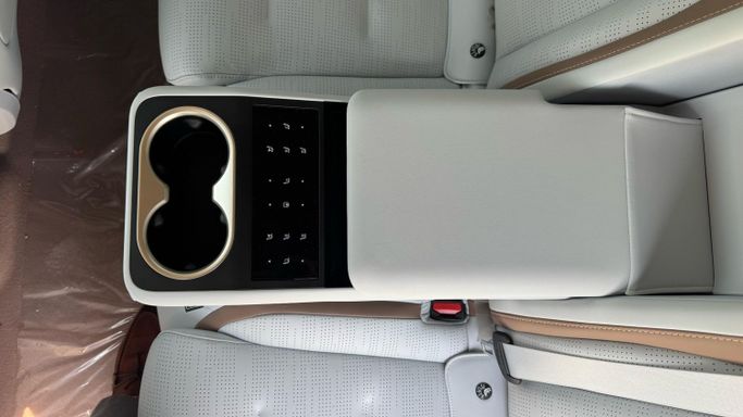 New Avatr 07, 2024 in Dubai by MENAMOTORS, Green color. Chinese Specs | AUTO.AE