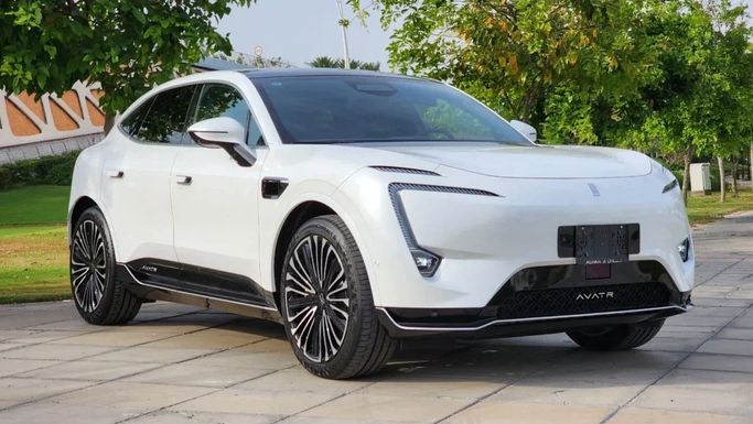 Новый Avatr 11 I Рестайлинг, 2024 в Дубае от Alwan Global Cars Белый цвет. Other | AUTO.AE