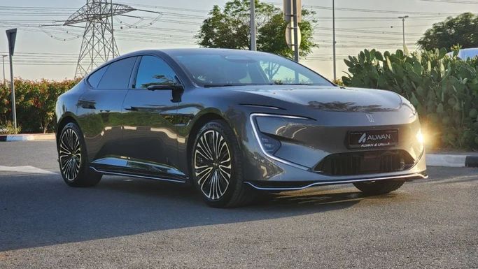 Новый Avatr 12, 2024 в Дубае от Alwan Global Cars Серый цвет. Other | AUTO.AE
