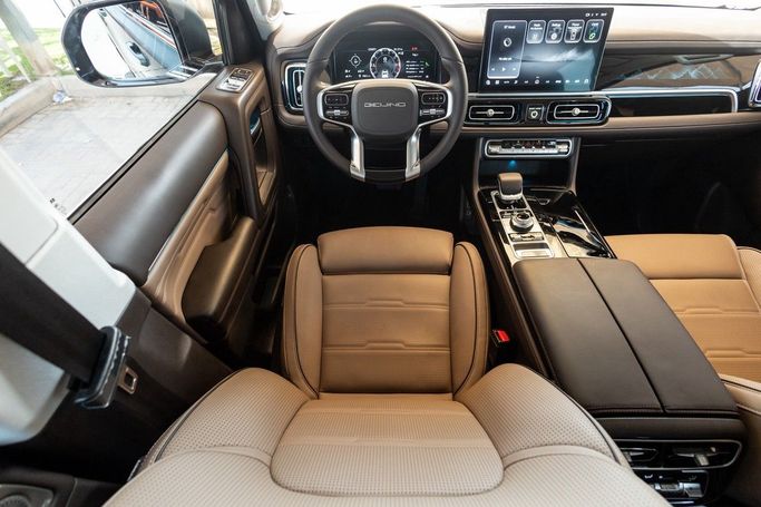 Подержанный BAIC BJ60, 2.0 л, 2025 в Дубае от Linda Cars Серый цвет. GCC | AUTO.AE