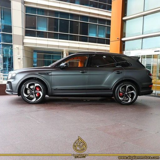 Used Bentley Bentayga I Facelift, 4.0 l, 2023 in Dubai by Q Motors, Grey color. European Specs | AUTO.AE