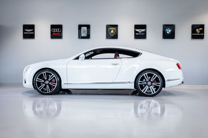 Подержанный Bentley Continental GT II Рестайлинг, 4.0 л, 2015 в Дубае от C7 Motors Белый цвет.  | AUTO.AE