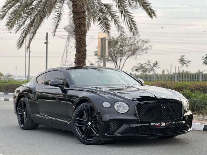 Подержанный Bentley Continental GT III, 6.0 л, 2019 в Дубае от Drivenchy Motors Черный цвет. GCC | AUTO.AE