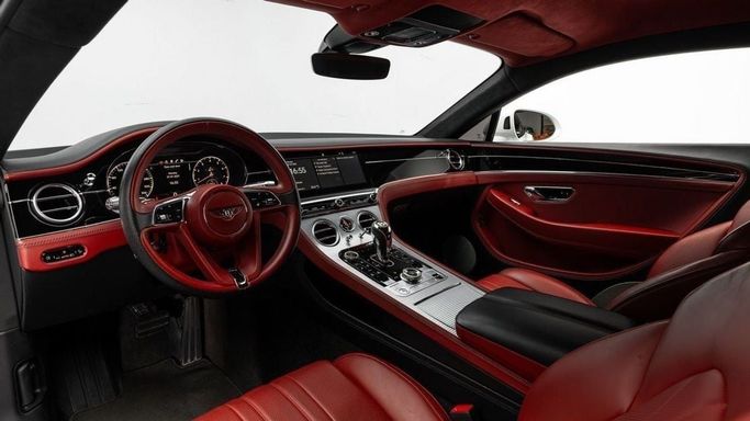 Used Bentley Continental GT III, 6.0 l, 2019 in Dubai by Al Ain Class Motors, White color. GCC Specs | AUTO.AE