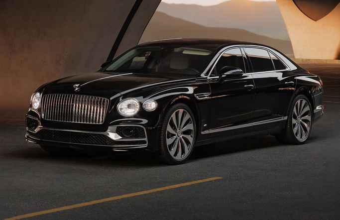 Bentley Flying Spur III, 2021 седан бизнес класса в Дубае от AVA car rental черный цвет | AUTO.AE