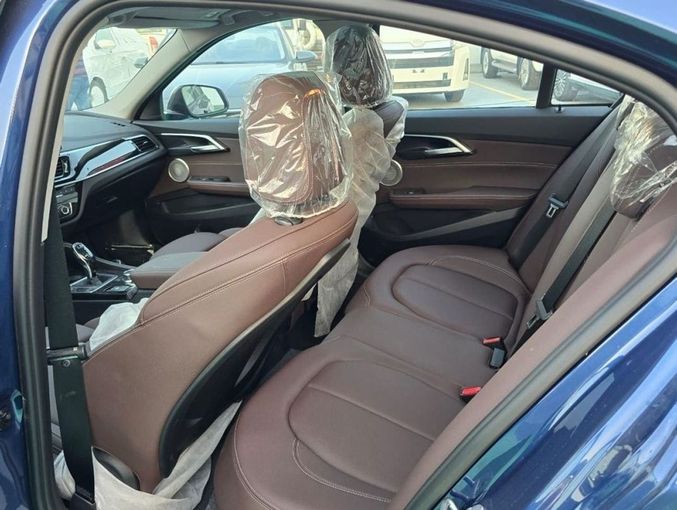 Новый BMW 1 Series 120i III (F52) Рестайлинг, 1.5 л, 2023 в Дубае от Mohamed Hakim Motors Синий цвет. Other | AUTO.AE