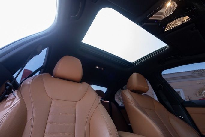 Used BMW 3 Series 330i VII (G2x), 2.0 l, 2021 in Dubai by Linda Cars, White color. GCC Specs | AUTO.AE