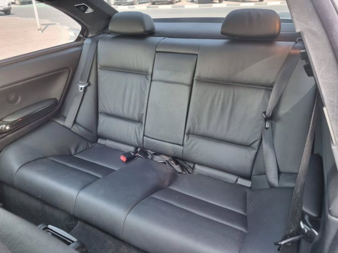 Подержанный BMW 3 Series 330i V (E90/E91/E92/E93), 3.0 л, 2005 в Дубае от Saeed Auto Белый цвет. Японская | AUTO.AE