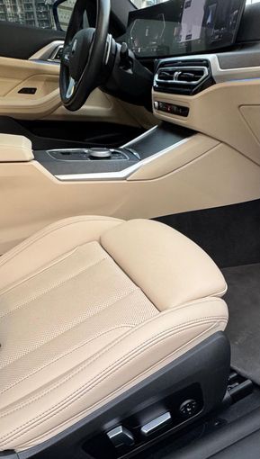 مستعملة BMW 4 Series 430i ز 22، ز 23، ز 26, 2.0 l, 2024 في في دبي من Levant Auto Trading، اللون أبيض. المواصفات الأمريكية | AUTO.AE