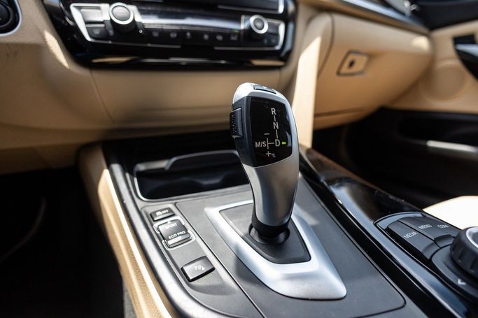 Подержанный BMW 4 Series 420i F32/F33/F36 Рестайлинг, 2.0 л, 2019 в Дубае от Linda Cars Белый цвет. GCC | AUTO.AE