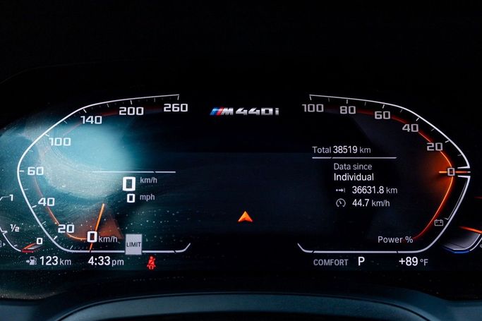 Подержанный BMW 4 Series M440i G22, G23, G26, 3.0 л, 2021 в Дубае от Linda Cars Черный цвет. Американская | AUTO.AE