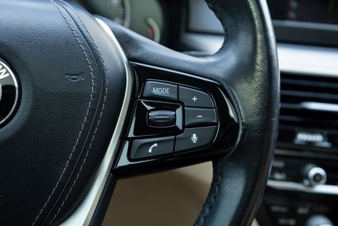Used BMW 5 Series 520i VII (G30/G31), 2.0 l, 2019 in Dubai by Linda Cars, Black color. GCC Specs | AUTO.AE