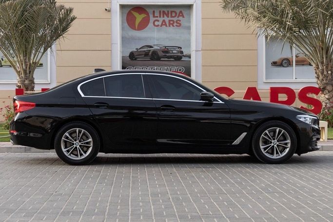 Used BMW 5 Series 520i VII (G30/G31), 2.0 l, 2019 in Dubai by Linda Cars, Black color. GCC Specs | AUTO.AE