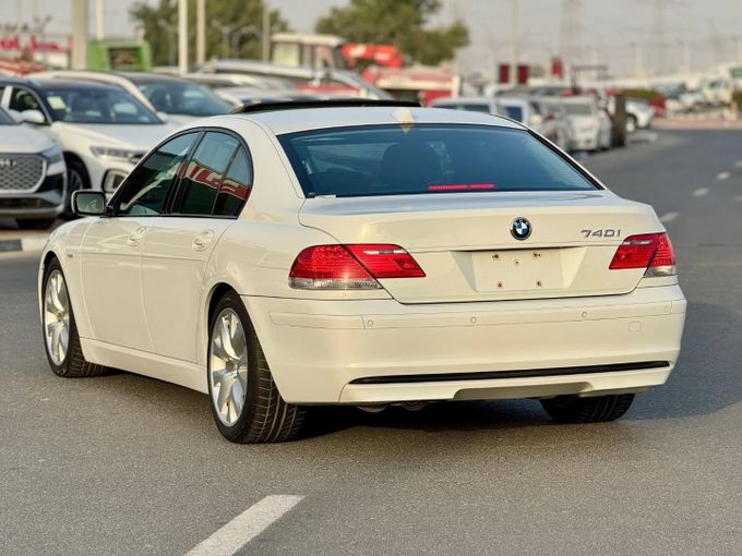 Used BMW 7 Series 740i IV (E65/E66) Facelift, 4.0 l, 2007 in Dubai by Saeed Auto, White color. Japanese Specs | AUTO.AE