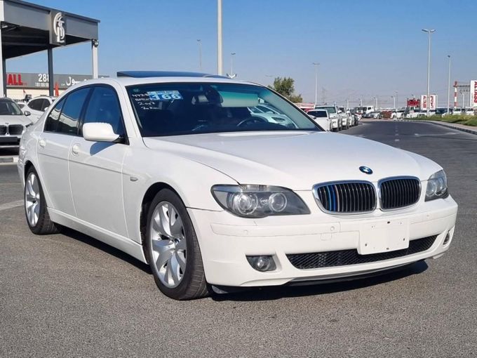 Подержанный BMW 7 Series 740i IV (E65/E66) Рестайлинг, 4.0 л, 2007 в Дубае от Saeed Auto Белый цвет. Японская | AUTO.AE