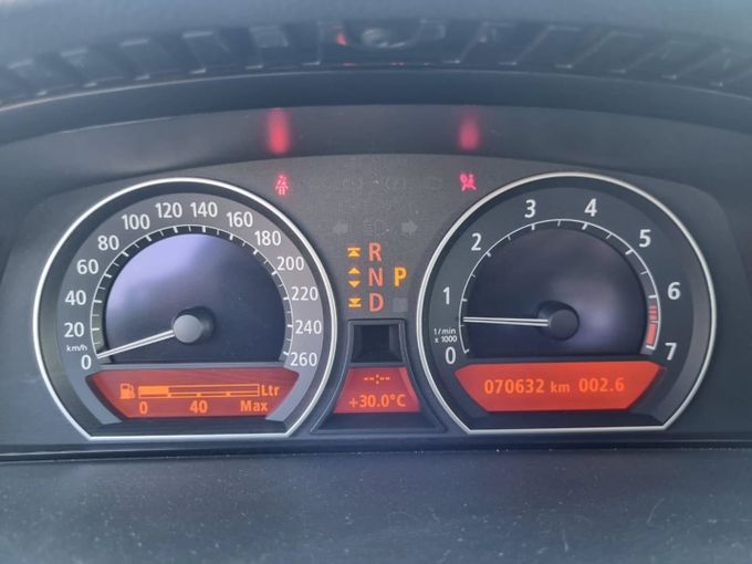 Подержанный BMW 7 Series 740i IV (E65/E66) Рестайлинг, 4.0 л, 2007 в Дубае от Saeed Auto Белый цвет. Японская | AUTO.AE