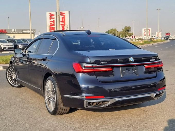 Подержанный BMW 7 Series 750i xDrive VI (G11/G12) Рестайлинг, 4.4 л, 2020 в Дубае от Saeed Auto Черный цвет. Японская | AUTO.AE