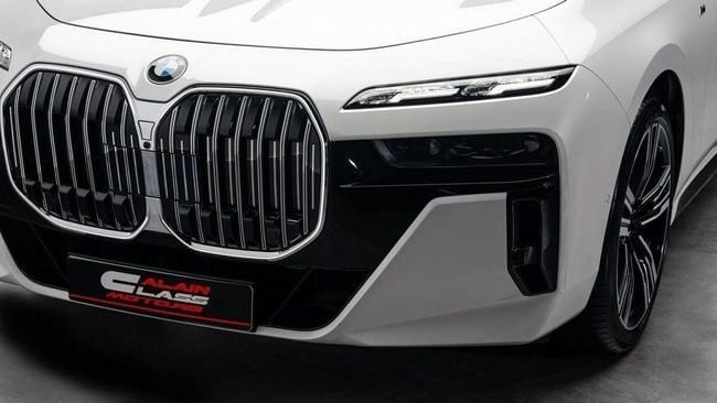 Used BMW 7 Series 740i VII (G70), 3.0 l, 2024 in Dubai by Al Ain Class Motors, White color. GCC Specs | AUTO.AE