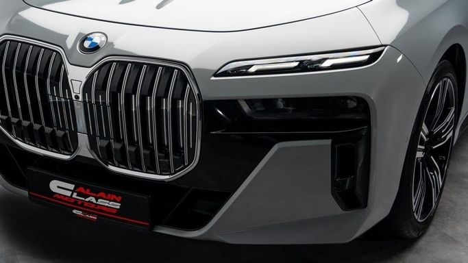 Used BMW 7 Series 740i VII (G70), 3.0 l, 2023 in Dubai by Al Ain Class Motors, Grey color. GCC Specs | AUTO.AE