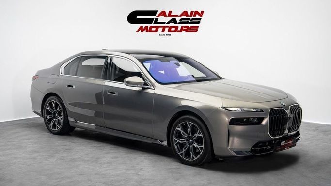 Used BMW 7 Series 735i VII (G70), 3.0 l, 2024 in Dubai by Al Ain Class Motors, Grey color. GCC Specs | AUTO.AE
