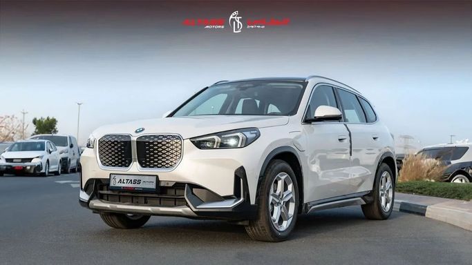 New BMW iX1 eDrive, 2022 in Dubai by Altass Motors, White color. Other | AUTO.AE