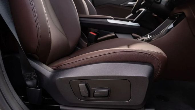 New BMW iX1 eDrive, 2022 in Dubai by Altass Motors, White color. Other | AUTO.AE