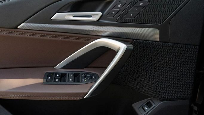 Новый BMW iX1 eDrive, 2022 в Дубае от Altass Motors Серый цвет. Other | AUTO.AE