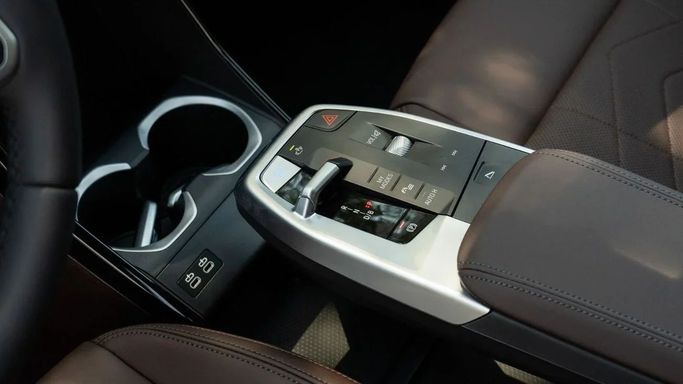 Новый BMW iX1 eDrive, 2022 в Дубае от Altass Motors Серый цвет. Other | AUTO.AE