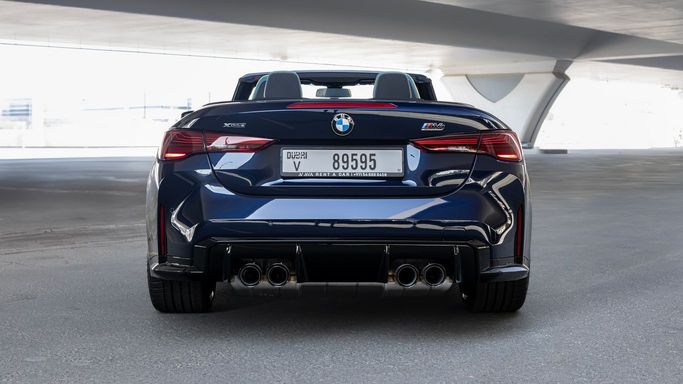 BMW M4 Competition Package G82/G83, 2025 кабриолет спорт класса в Дубае от AVA car rental синий цвет | AUTO.AE