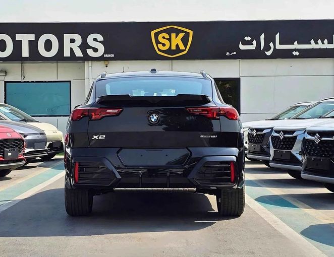 Новый BMW X2 sDrive18i II (U10), 1.5 л, 2025 в Дубае от SK Motors Черный цвет. GCC | AUTO.AE