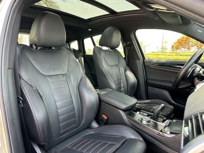 مستعملة BMW X4 30i II (G02), 2.0 l, 2019 في في دبي من Alta Class Motors، اللون ذهبي. مواصفات الخليج | AUTO.AE