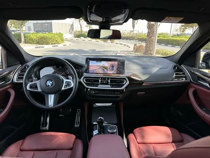 مستعملة BMW X4 30i II (G02) شد الوجه II (G02), 2.0 l, 2022 في في دبي من Alta Class Motors، اللون أسود. مواصفات الخليج | AUTO.AE