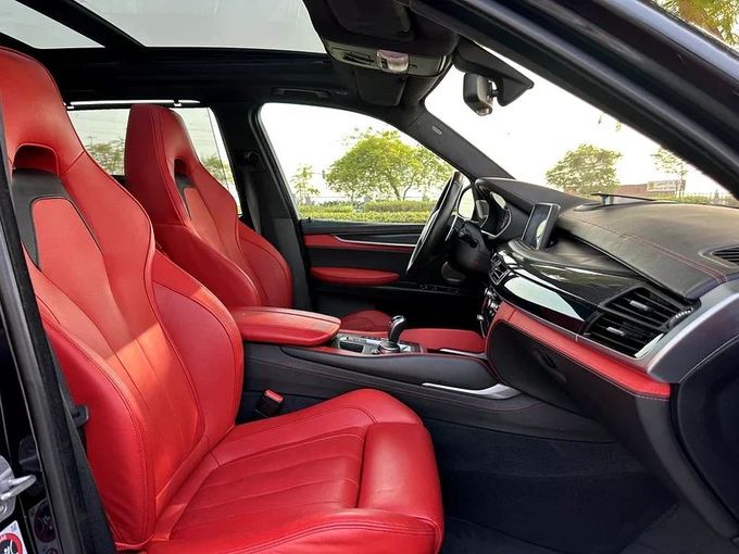مستعملة BMW X5 M II (F85), 4.4 l, 2017 في في دبي من Alta Class Motors، اللون أسود. مواصفات الخليج | AUTO.AE