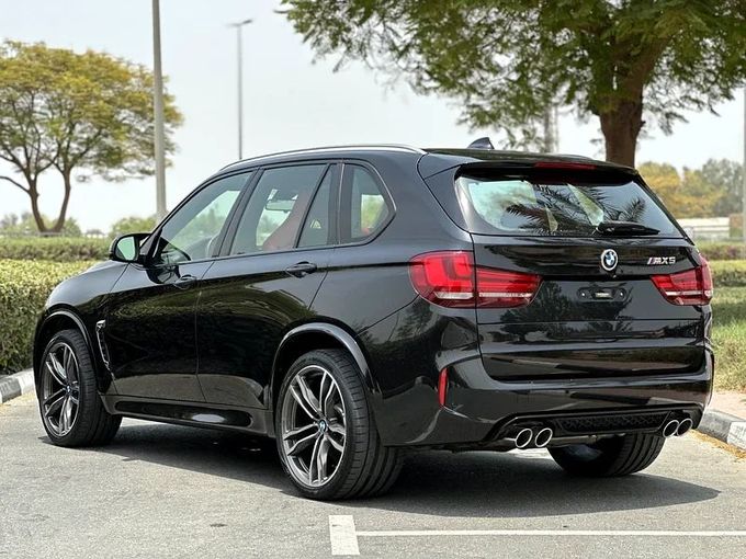 مستعملة BMW X5 M II (F85), 4.4 l, 2017 في في دبي من Alta Class Motors، اللون أسود. مواصفات الخليج | AUTO.AE