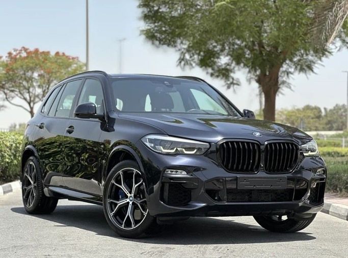 New BMW X5 40i IV (G05), 3.0 l, 2019 in Dubai by Alta Class Motors, Black color. GCC Specs | AUTO.AE