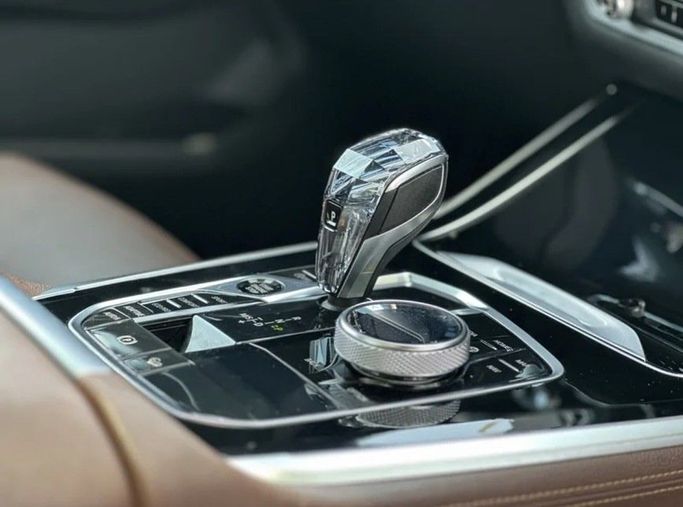 جديدة BMW X5 40i IV (G05/G18), 3.0 l, 2019 في في دبي من Alta Class Motors، اللون أسود. مواصفات الخليج | AUTO.AE