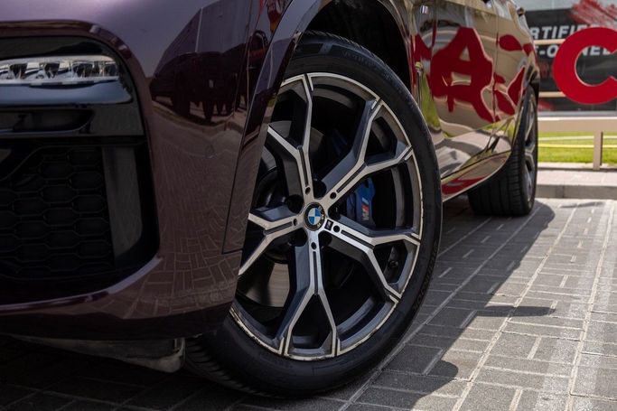 Подержанный BMW X5 40i IV (G05/G18), 3.0 л, 2020 в Дубае от Linda Cars Тёмно-бордовый цвет. GCC | AUTO.AE