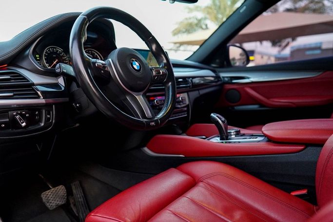 Used BMW X6 50i II (F16), 4.4 l, 2015 in Dubai by Linda Cars, White color. European Specs | AUTO.AE