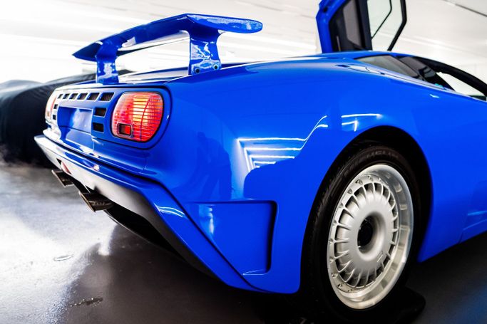 Новый Bugatti EB 110, 3.5 л, 1994 в Дубае Синий цвет. GCC | AUTO.AE