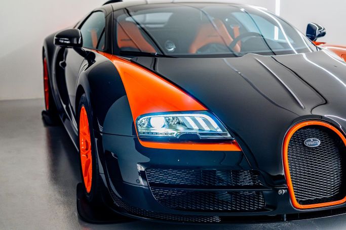 Новый Bugatti EB Veyron 16.4, 8.0 л, 2013 в Дубае Черный цвет. GCC | AUTO.AE
