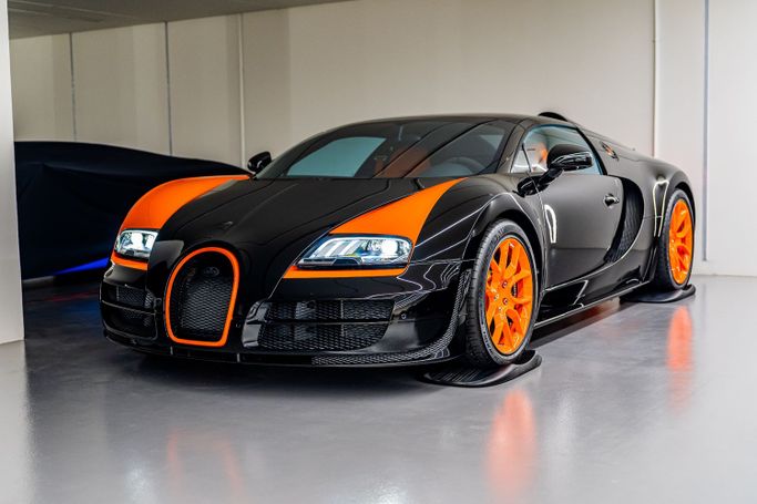 Новый Bugatti EB Veyron 16.4, 8.0 л, 2013 в Дубае Черный цвет. GCC | AUTO.AE