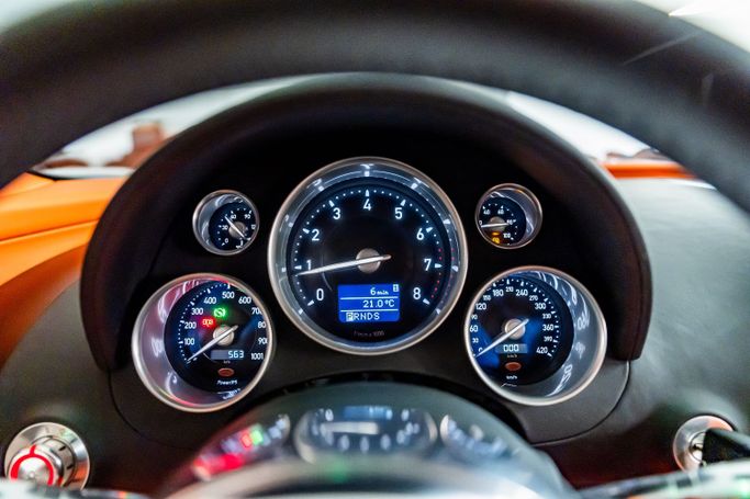 Новый Bugatti EB Veyron 16.4, 8.0 л, 2009 в Дубае Черный цвет. GCC | AUTO.AE