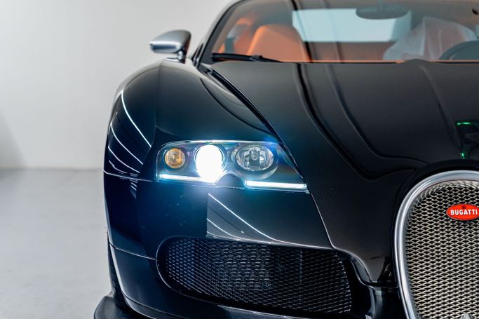 Новый Bugatti EB Veyron 16.4, 8.0 л, 2009 в Дубае Черный цвет. GCC | AUTO.AE