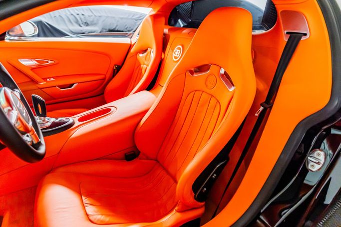Новый Bugatti EB Veyron 16.4, 8.0 л, 2009 в Дубае Черный цвет. GCC | AUTO.AE